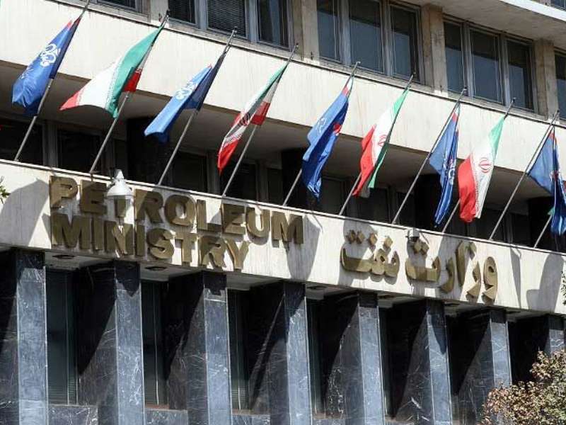 جذب ۸۱۳ نفر نیروی جدید در وزارت نفت